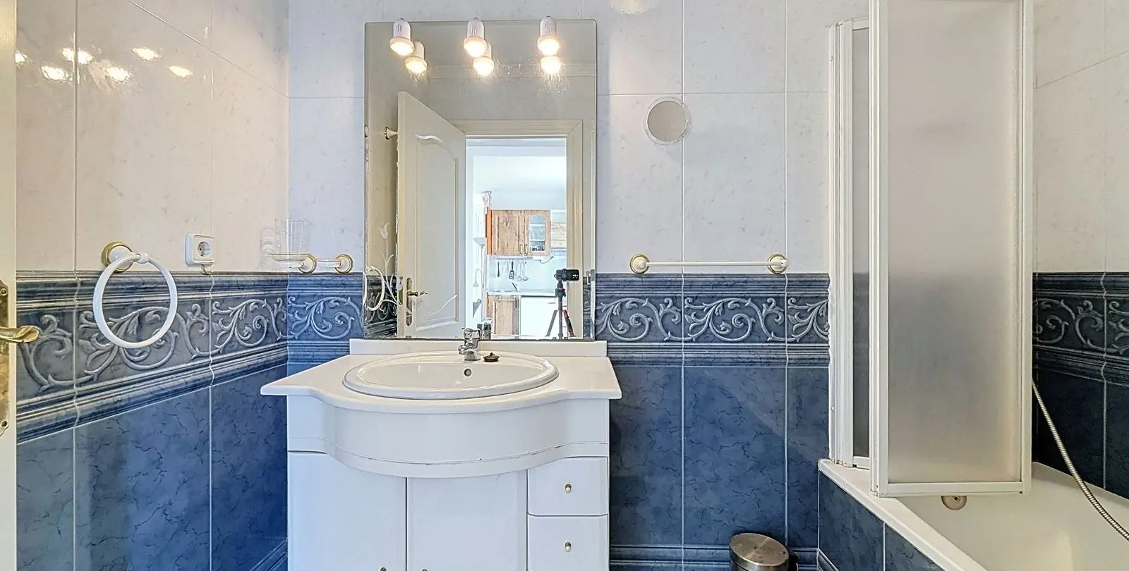 Sale of detached villa in El Atabal 28