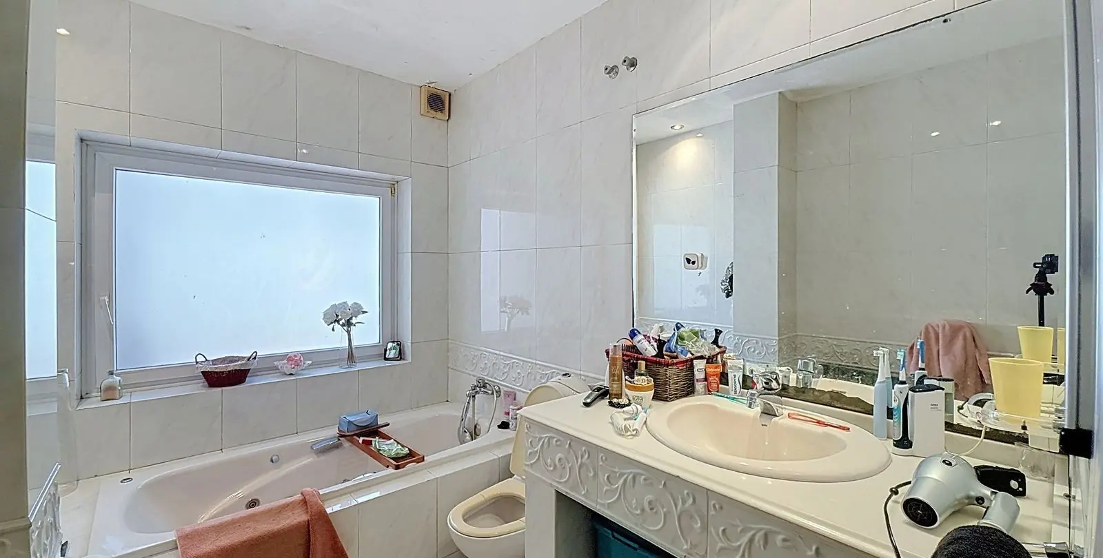 Sale of detached villa in El Atabal 29