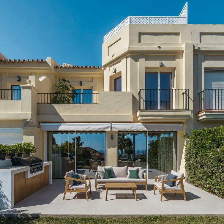Sale of townhouse in La Quinta