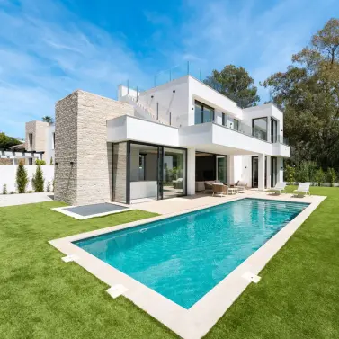 Sale of detached villa in Atalaya