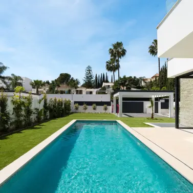 Sale of detached villa in Atalaya
