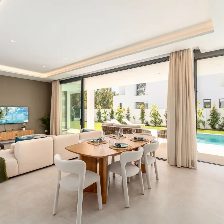 Venta de villa independiente en Atalaya