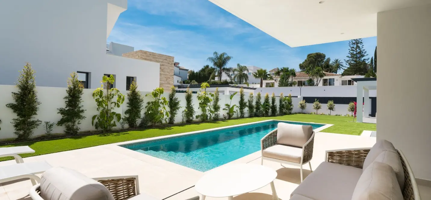 Venta de villa independiente en Atalaya 3