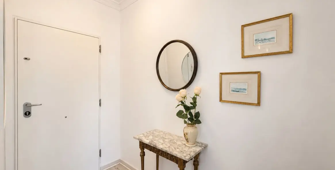 Venta de apartamento en planta baja en Estepona 7
