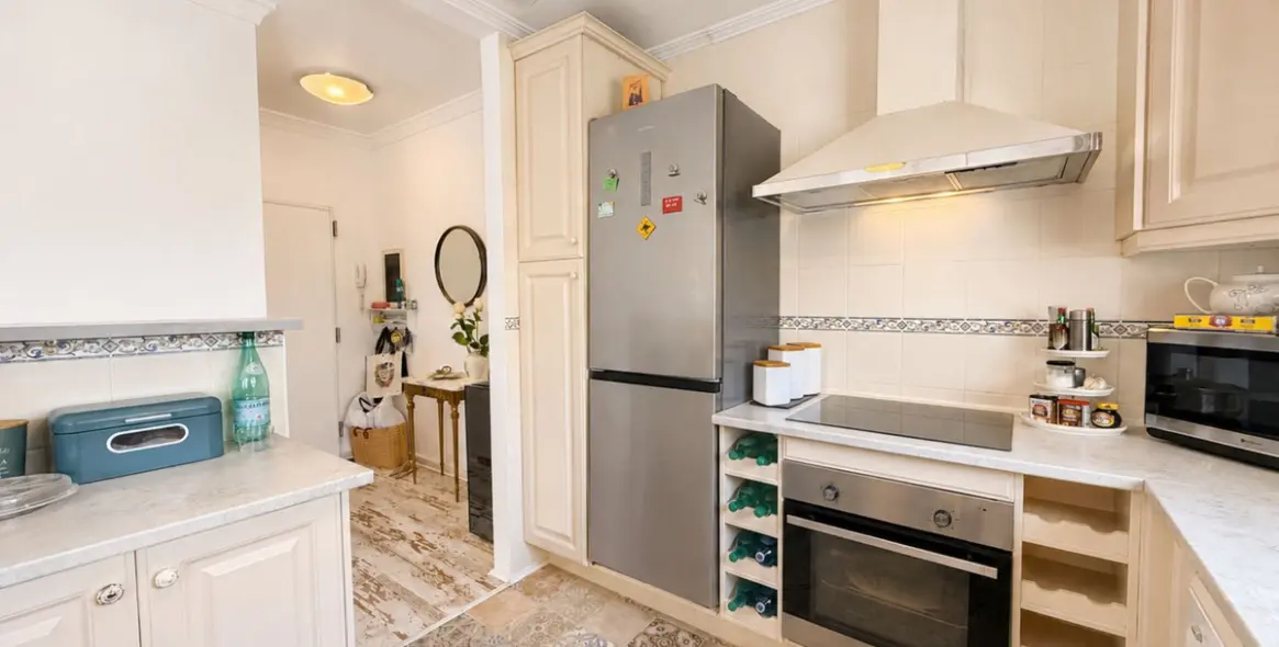 Venta de apartamento en planta baja en Estepona 10