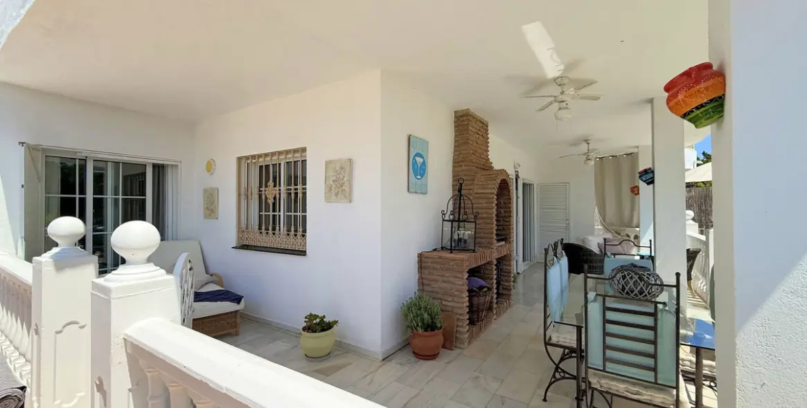 Venta de apartamento en planta baja en Estepona 23