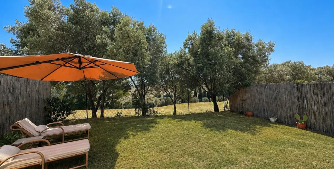 Venta de apartamento en planta baja en Estepona 26