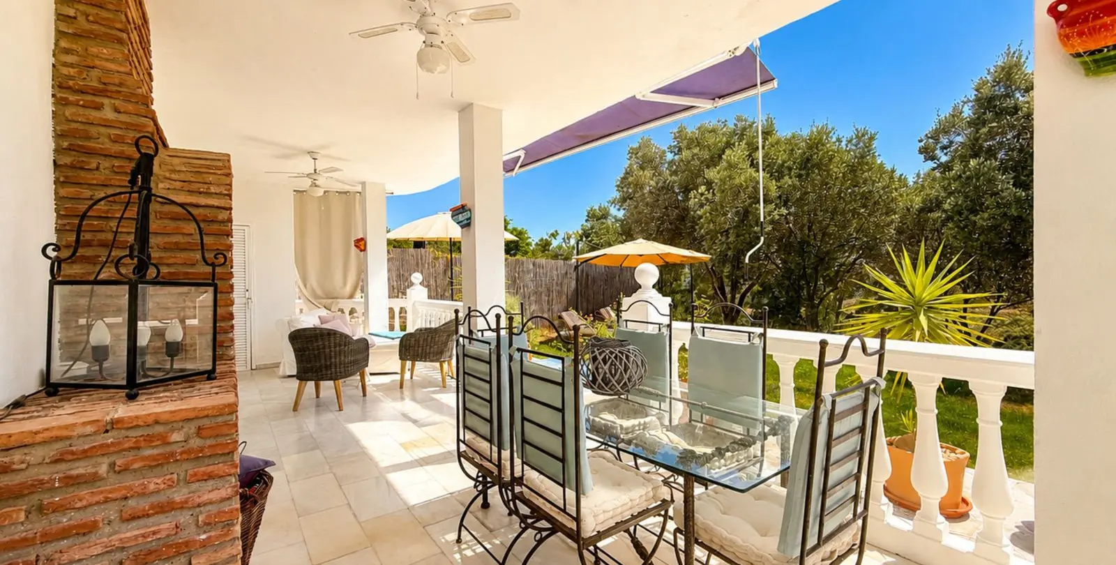 Sale of ground floor apartment in Estepona 22