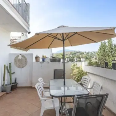 Sale of townhouse in Estepona