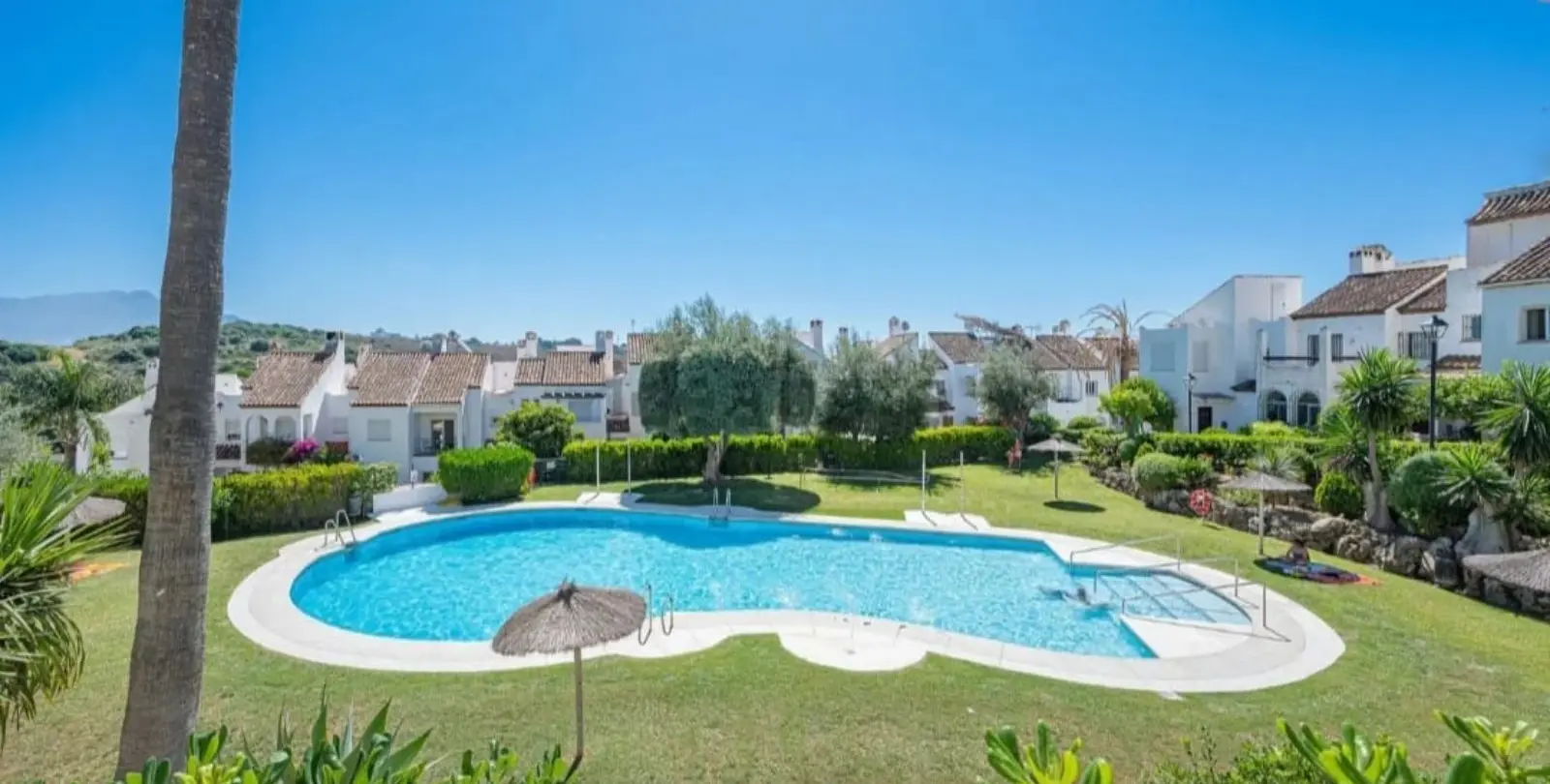 Продажа таунхауса в Estepona 2
