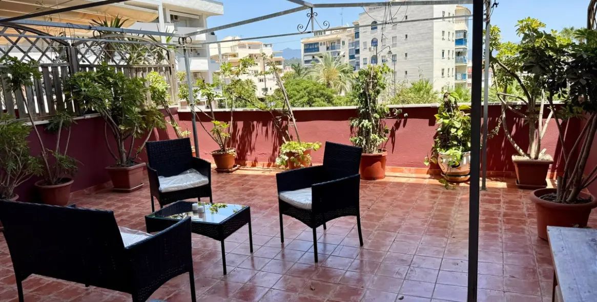 Продажа апартаментов на первом этаже в Estepona 5