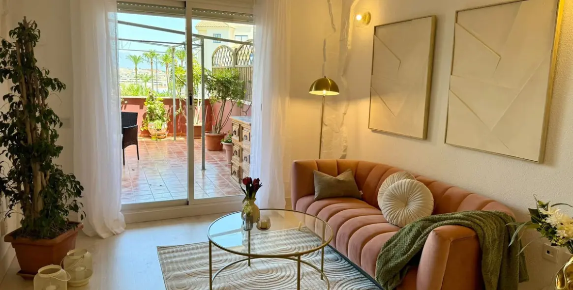 Продажа апартаментов на первом этаже в Estepona 7