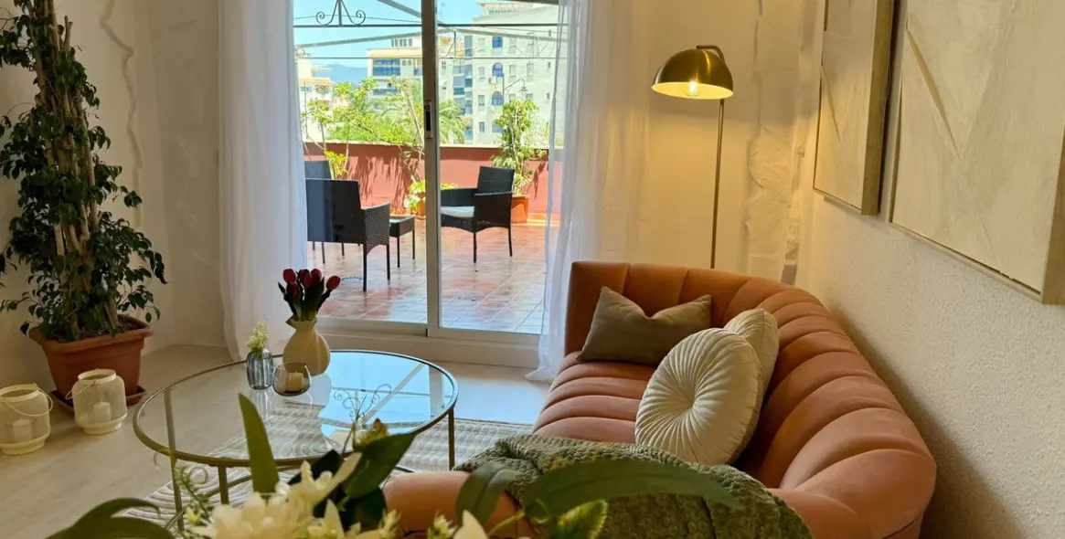 Продажа апартаментов на первом этаже в Estepona 8