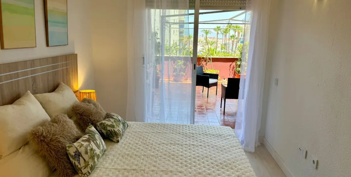 Продажа апартаментов на первом этаже в Estepona 25