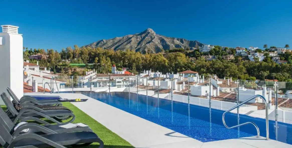 Продажа апартаментов на среднем этаже в Nueva Andalucía 29