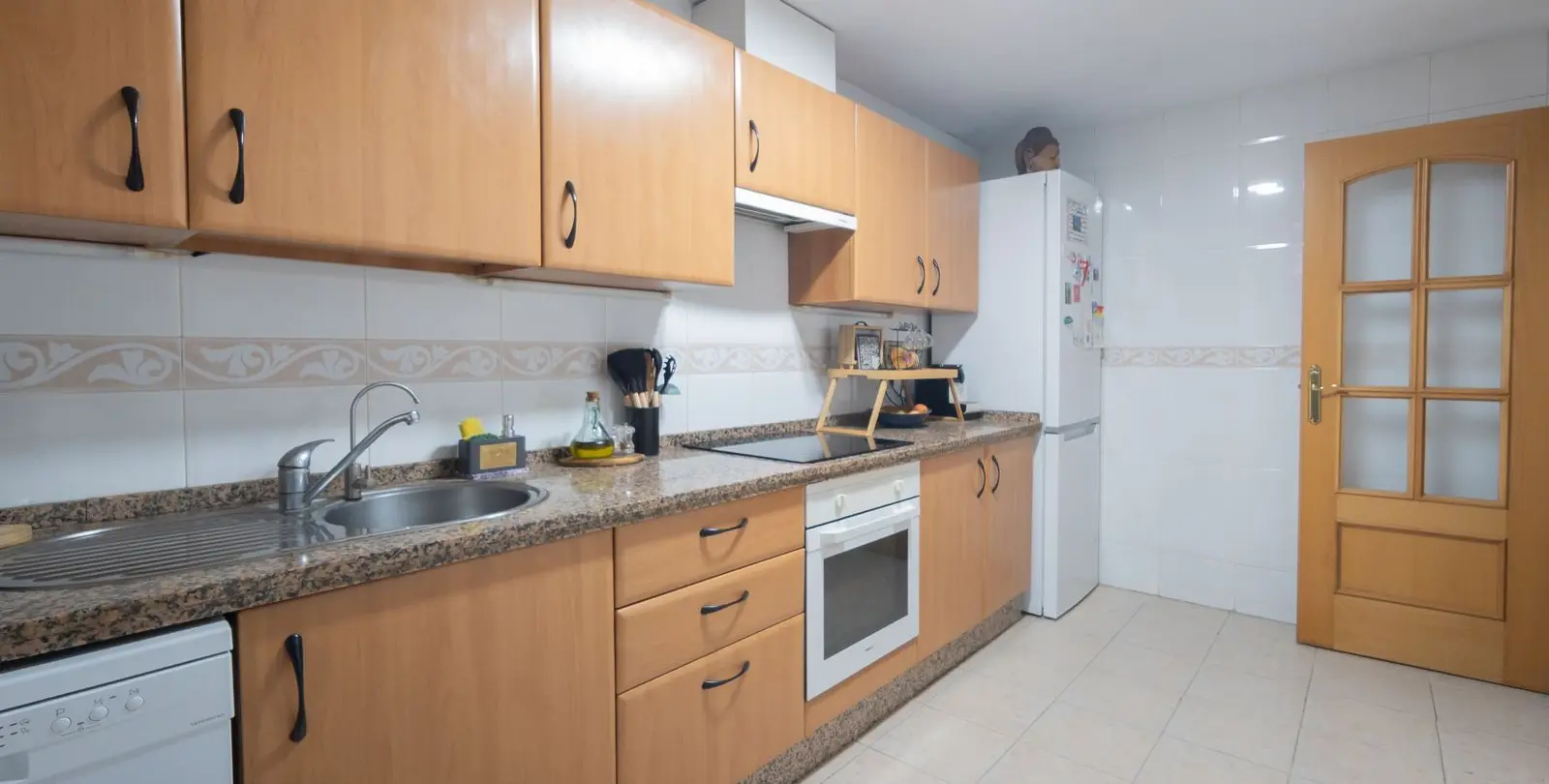Продажа апартаментов на первом этаже в Guadalmina Alta 19