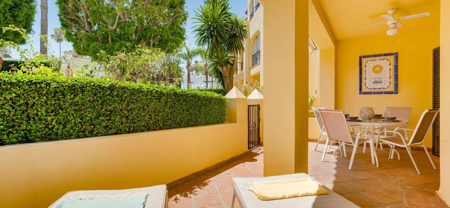 Sale of ground floor apartment in Guadalmina Alta 4