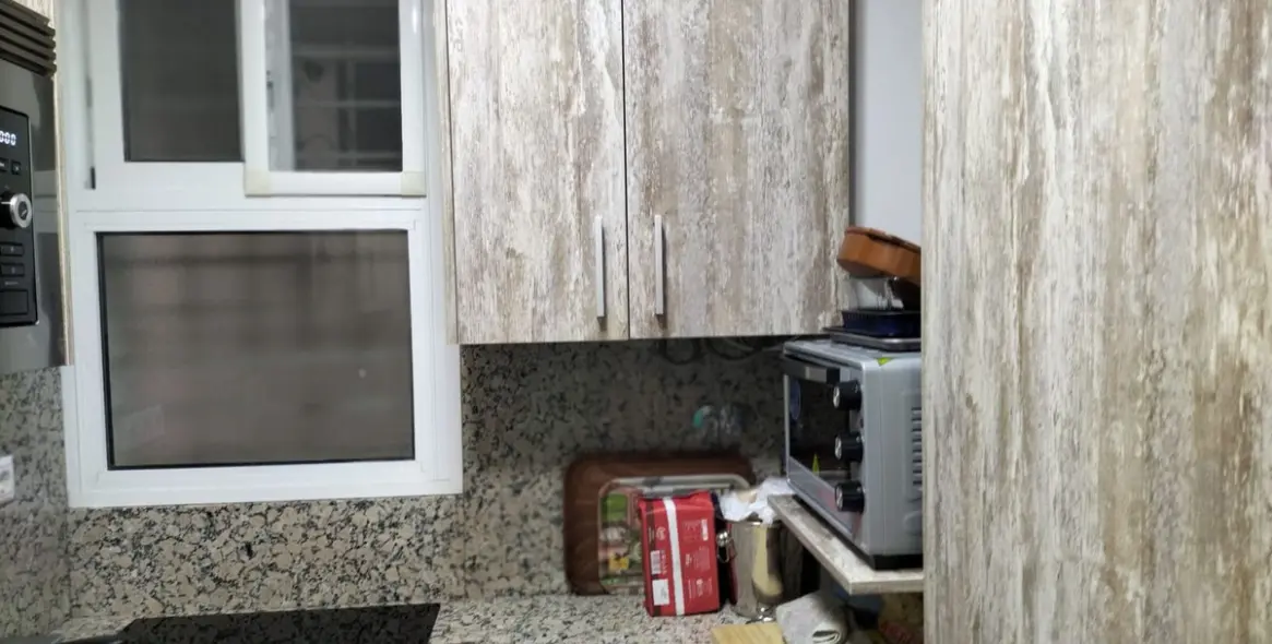 Sale of middle floor apartment in Fuengirola 10
