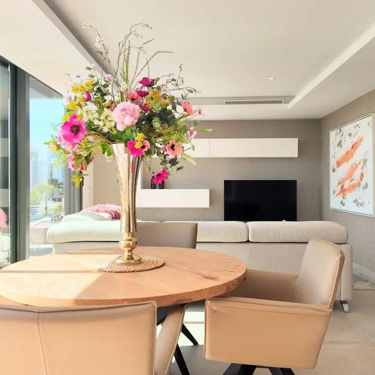Sale of penthouse in Cancelada