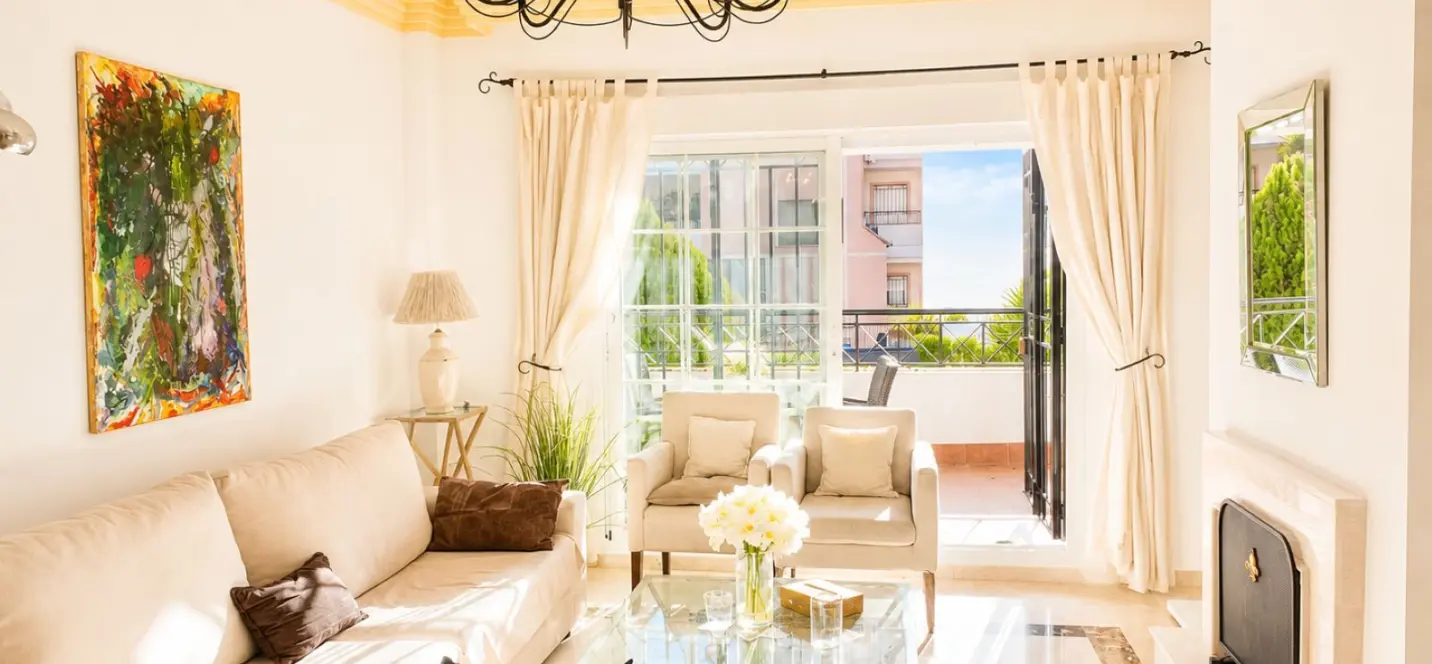 Venta de apartamento en planta baja en Nueva Andalucía 1