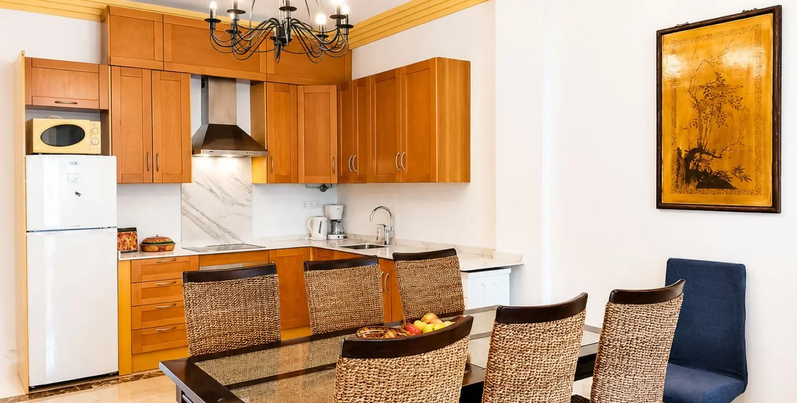 Venta de apartamento en planta baja en Nueva Andalucía 3