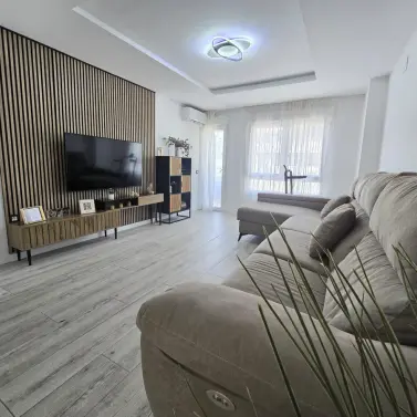 Sale of middle floor apartment in Málaga