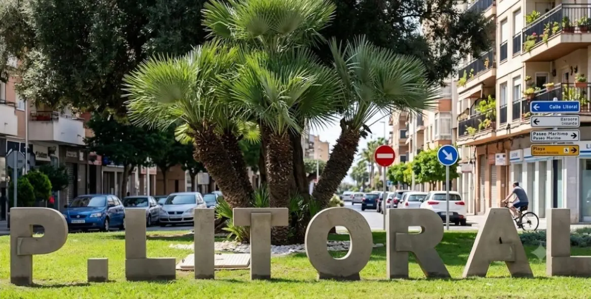 Sale of middle floor apartment in Málaga 22