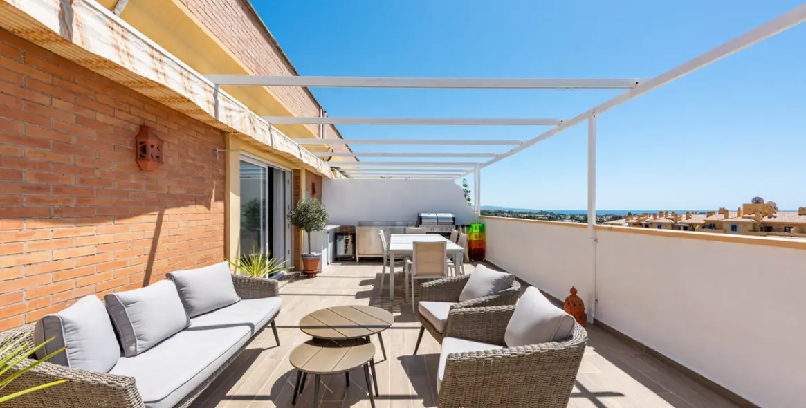 Sale of penthouse in San Pedro de Alcántara 3