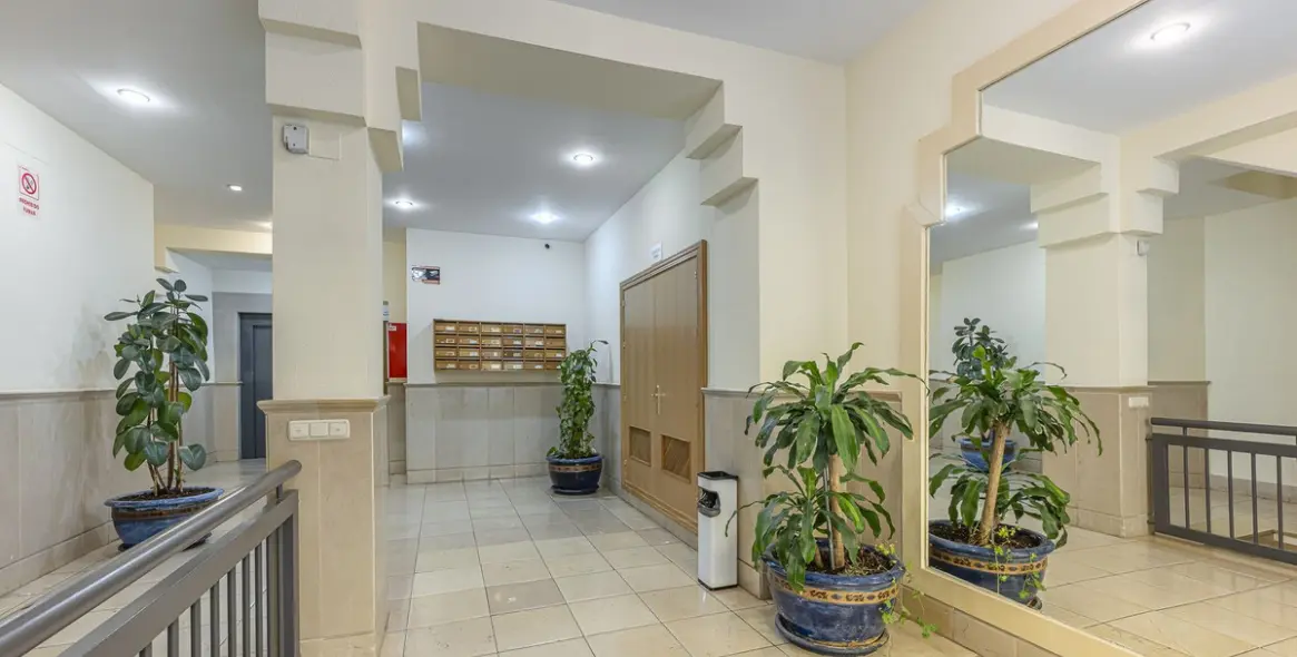 Sale of middle floor apartment in San Pedro de Alcántara 35