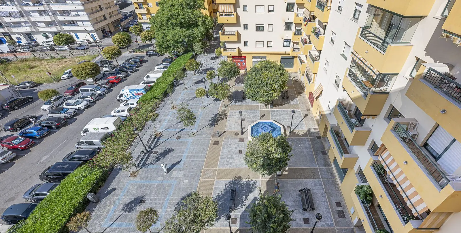 Sale of middle floor apartment in San Pedro de Alcántara 43