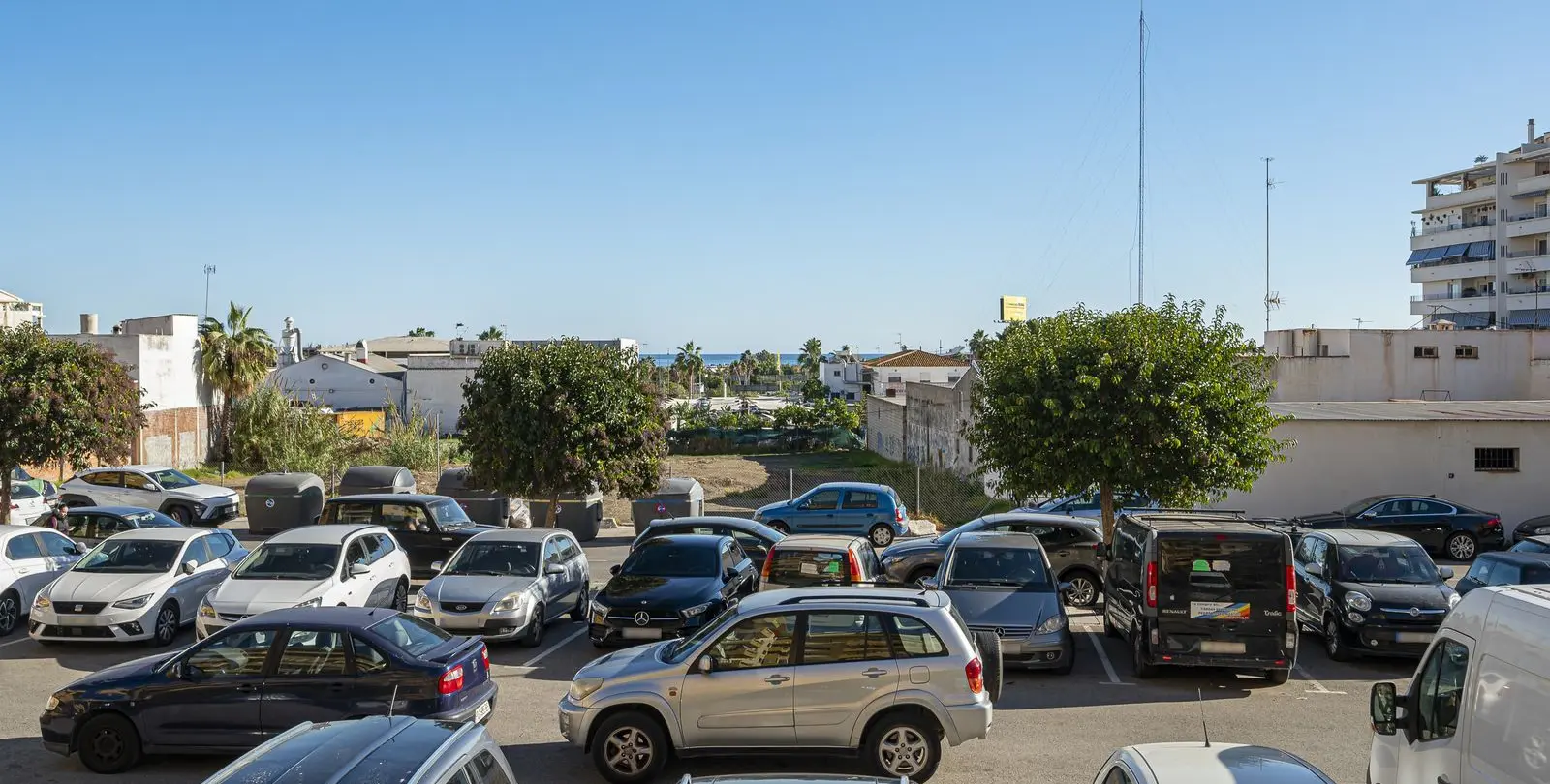 Sale of middle floor apartment in San Pedro de Alcántara 47