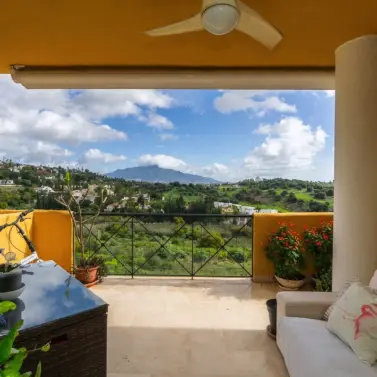Sale of penthouse in Bel Air