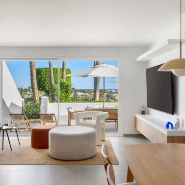 Sale of townhouse in Estepona