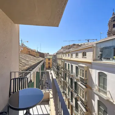 Venta de apartamento en planta media en Centro Histórico