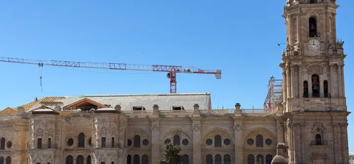 Venta de apartamento en planta media en Centro Histórico 3