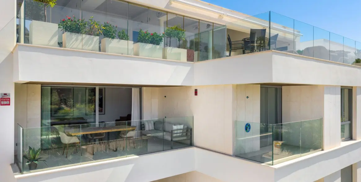Venta de apartamento en planta media en Elviria 7