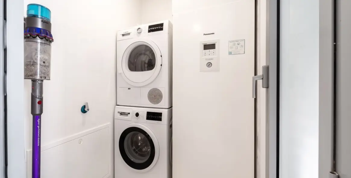 Venta de apartamento en planta media en Elviria 45