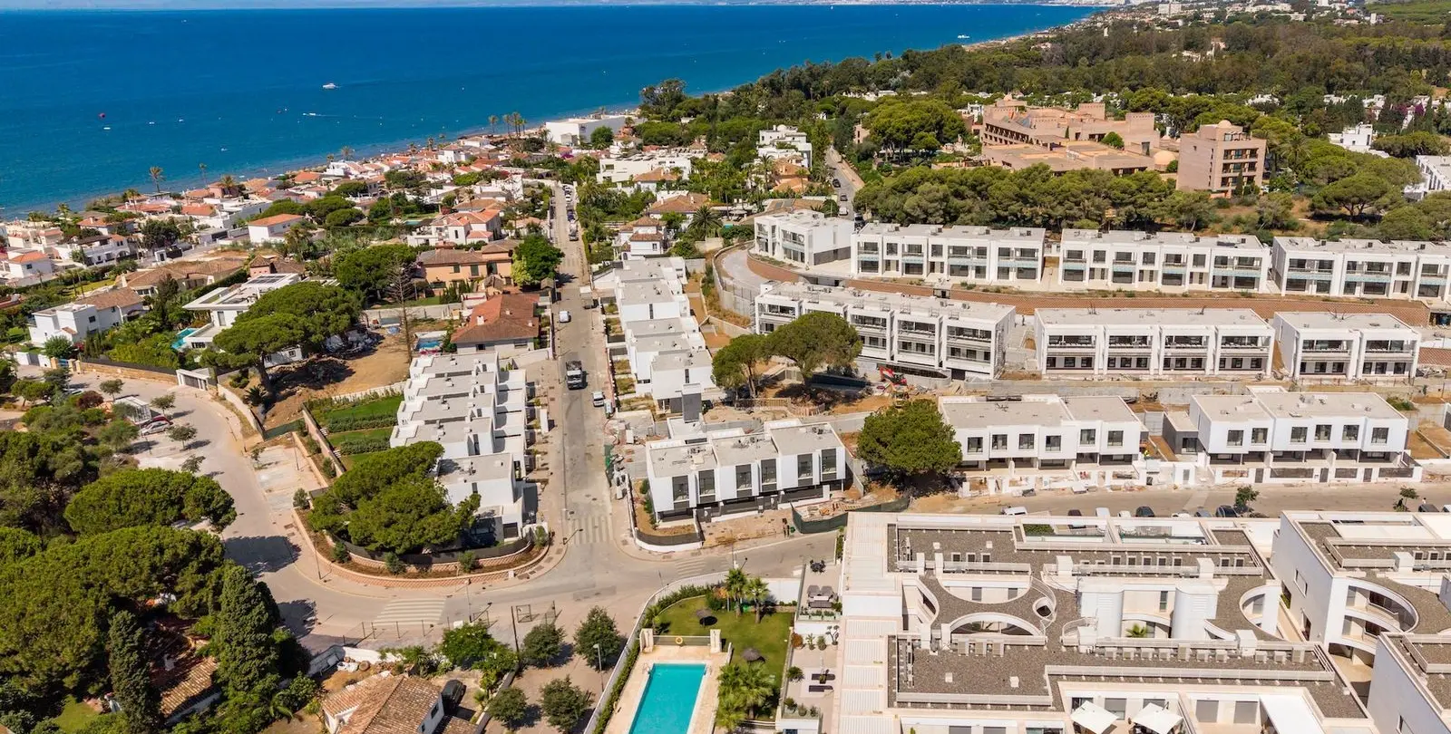 Продажа апартаментов на среднем этаже в Elviria 45