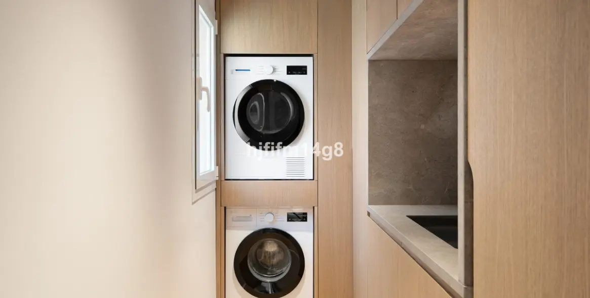 Venta de apartamento en planta media en Nueva Andalucía 27