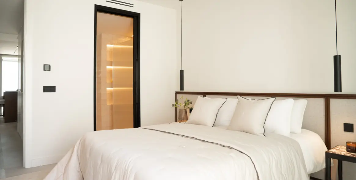 Venta de ático dúplex en Benahavís 30