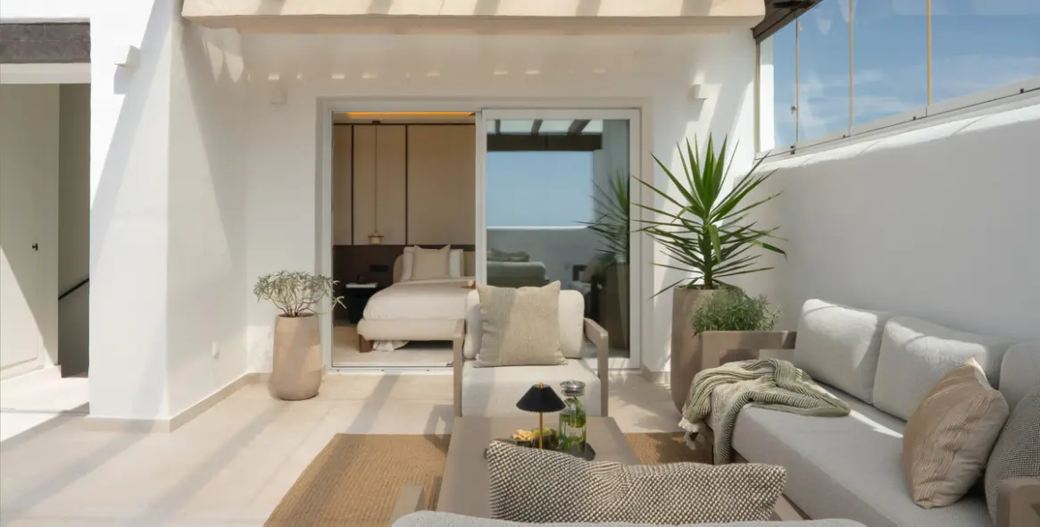 Venta de ático dúplex en Benahavís 53