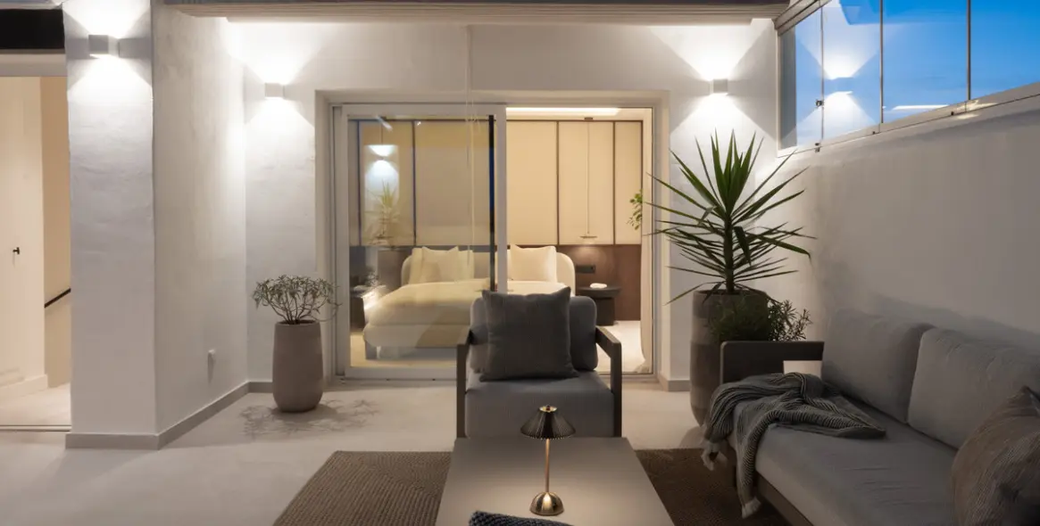 Venta de ático dúplex en Benahavís 66