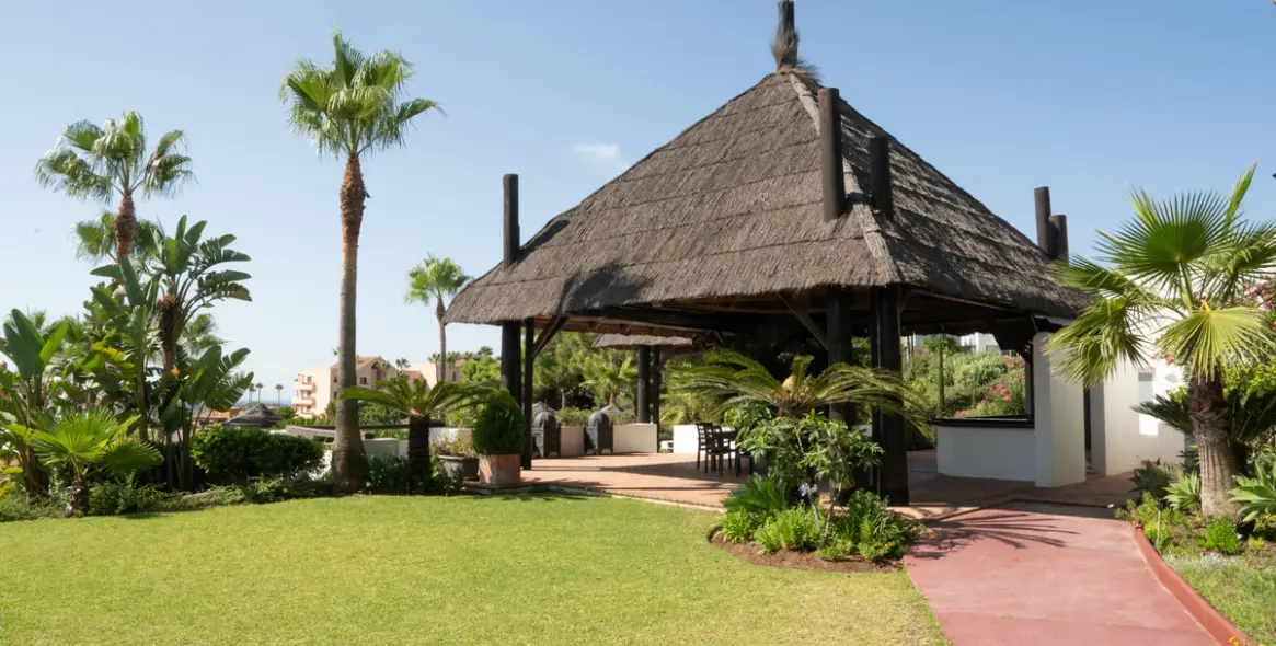 Venta de ático dúplex en Benahavís 73
