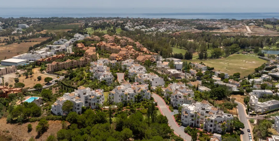 Venta de ático dúplex en Benahavís 84
