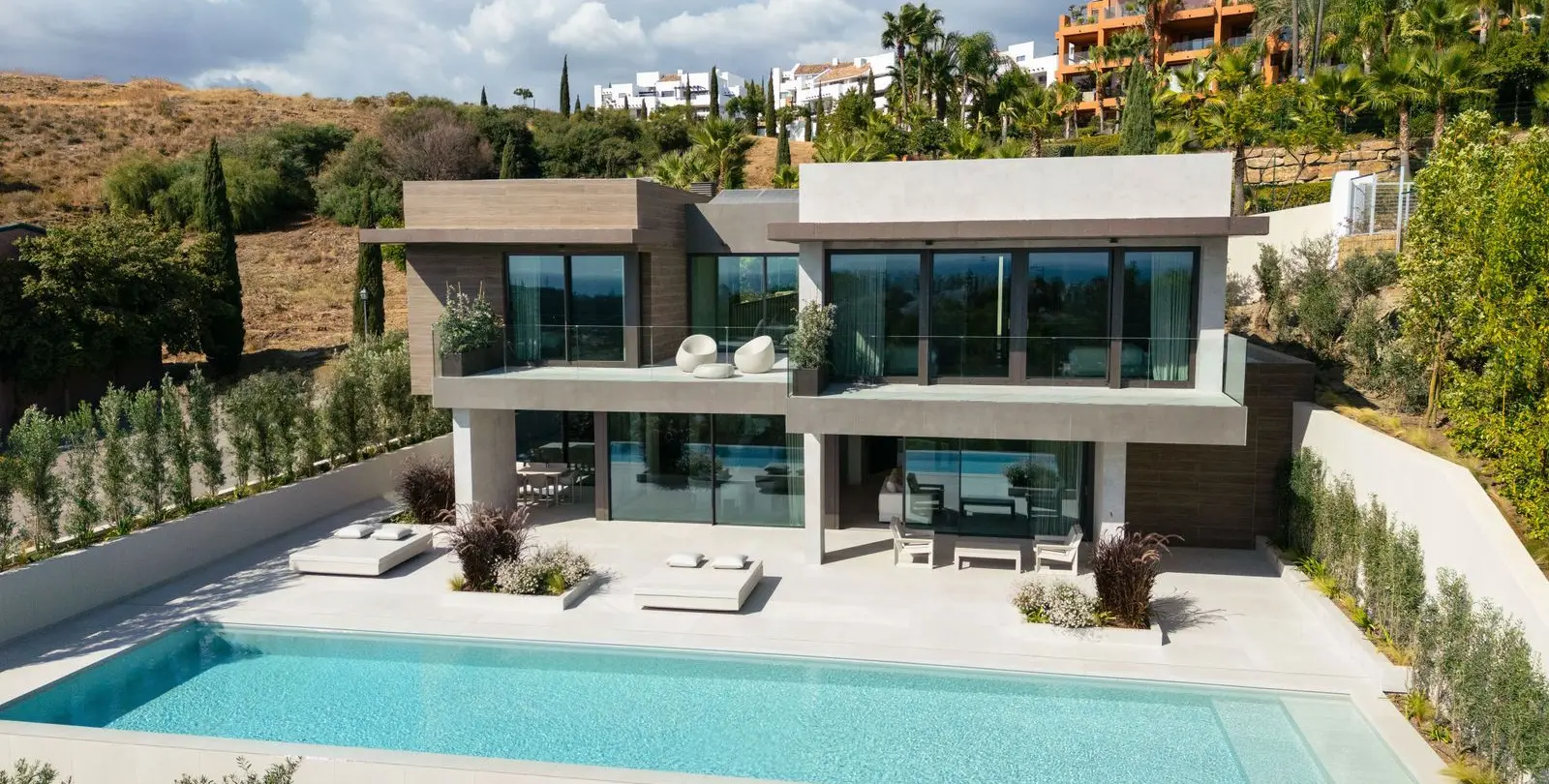 Venta de villa independiente en Los Flamingos 3