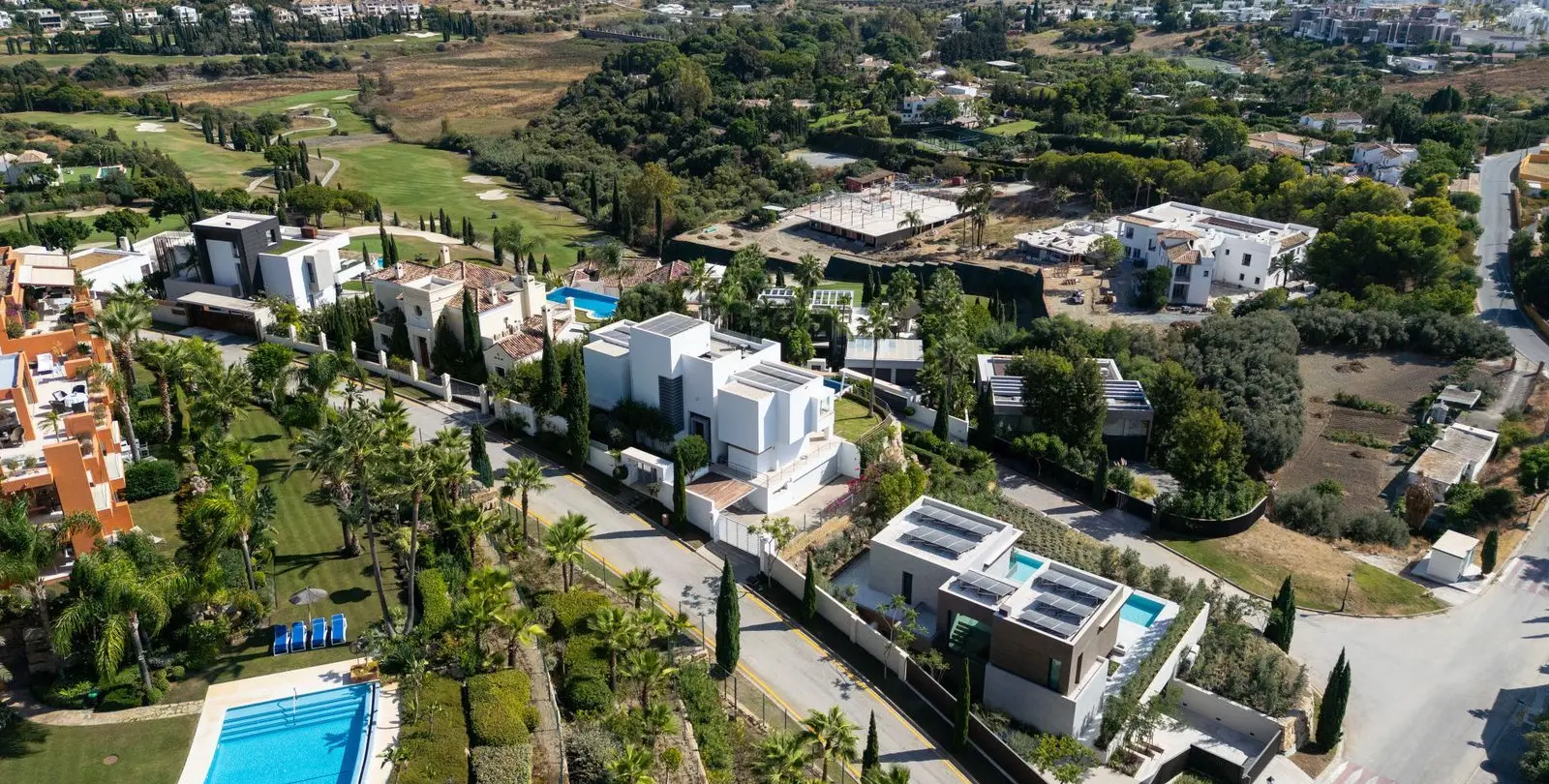 Venta de villa independiente en Los Flamingos 4