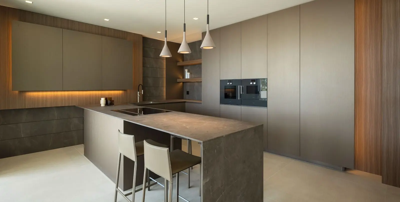 Venta de villa independiente en Los Flamingos 7