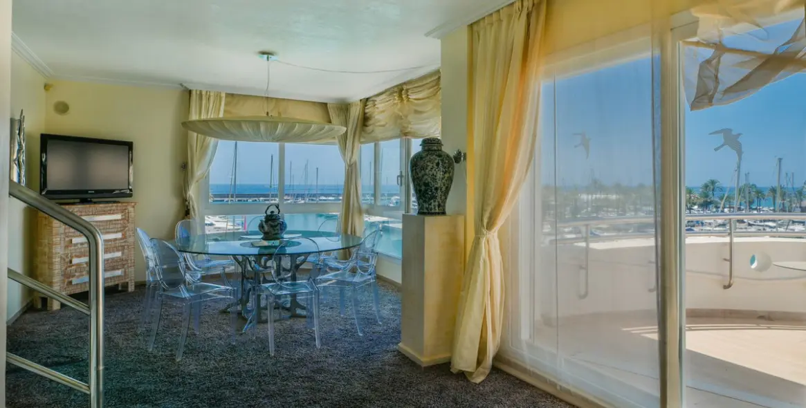 Venta de ático dúplex en Benalmadena 25