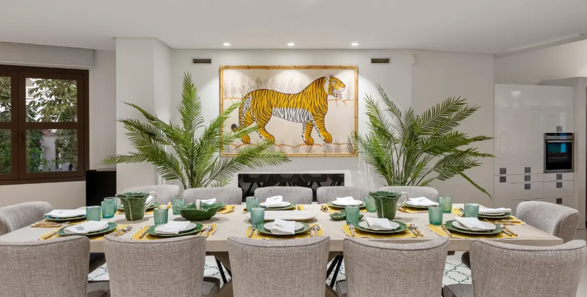 Venta de villa independiente en Nueva Andalucía 10