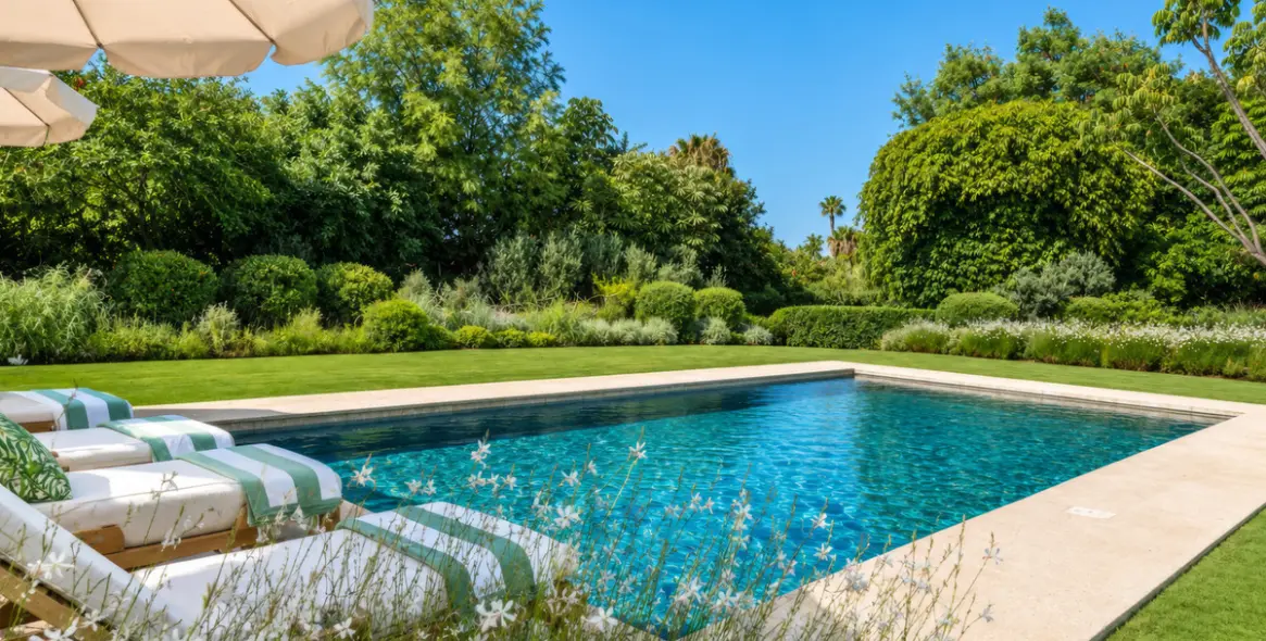 Sale of detached villa in Nueva Andalucía 27